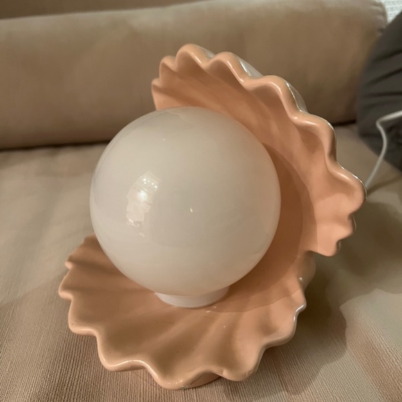 Pink Shell Lamp - Picture 2 of 10